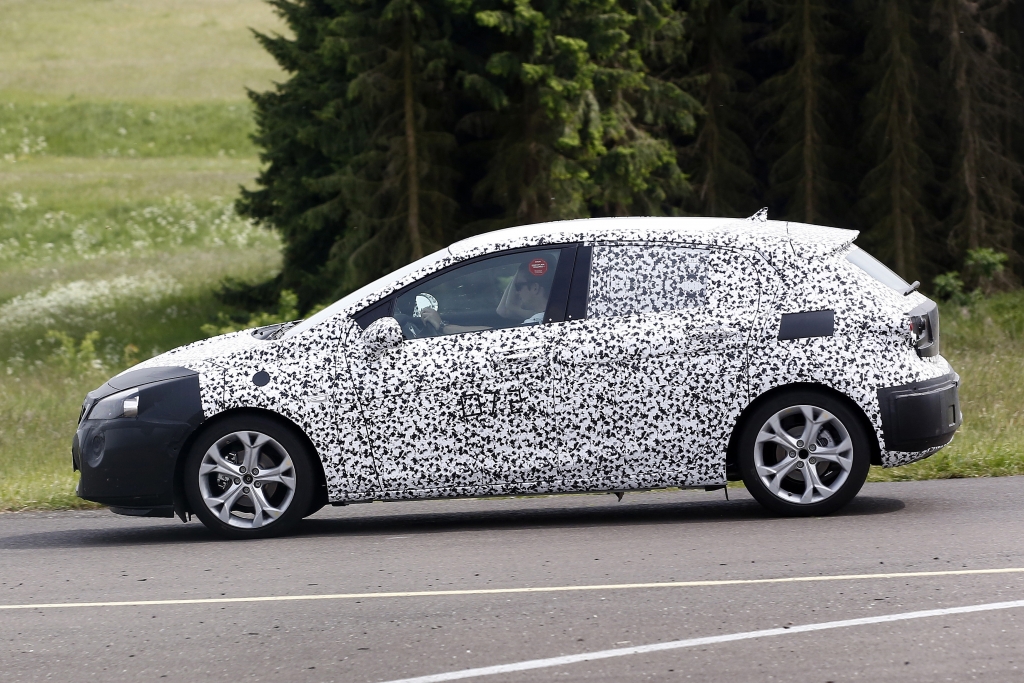 Erwischt: Erlkönig Opel Astra K (2015) - Neuer Angriff auf die Kompaktkrone