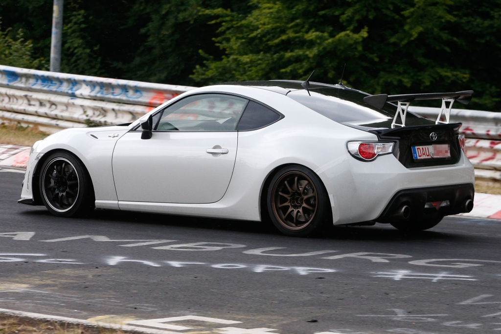 Erwischt: Erlkönig Toyota GT86 Turbo