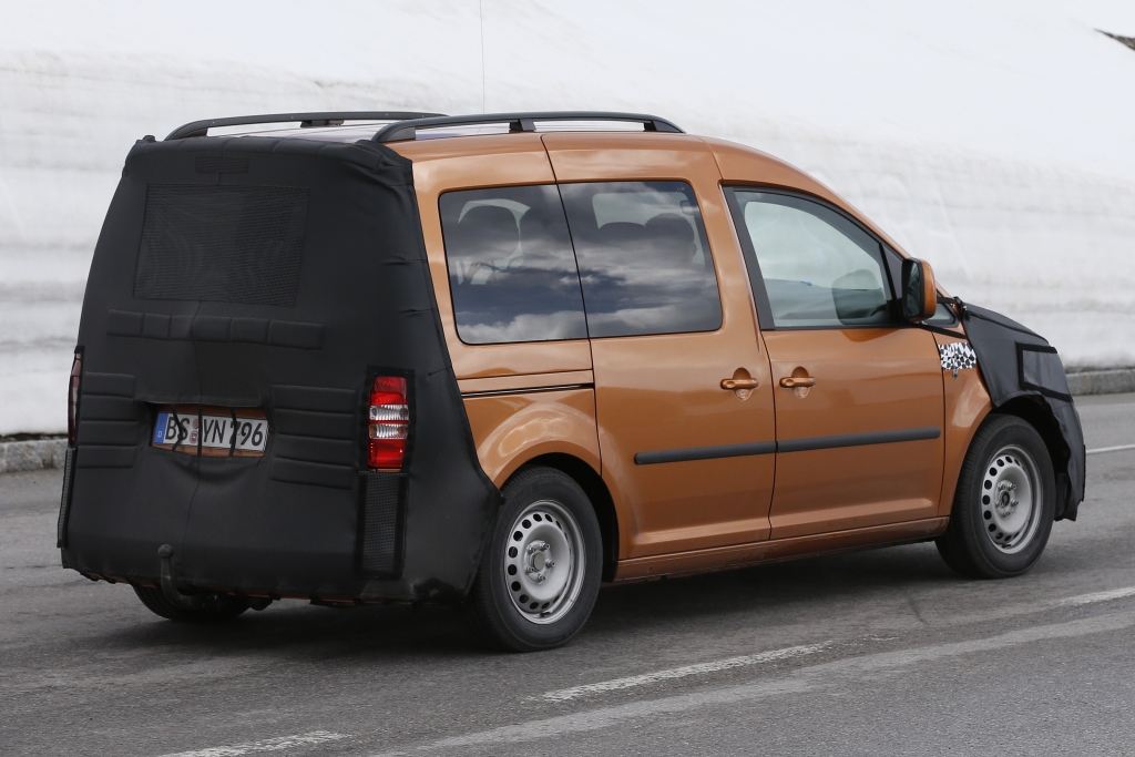 Erwischt: Erlkönig VW Caddy Facelift