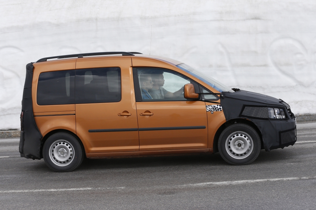 Erwischt: Erlkönig VW Caddy Facelift