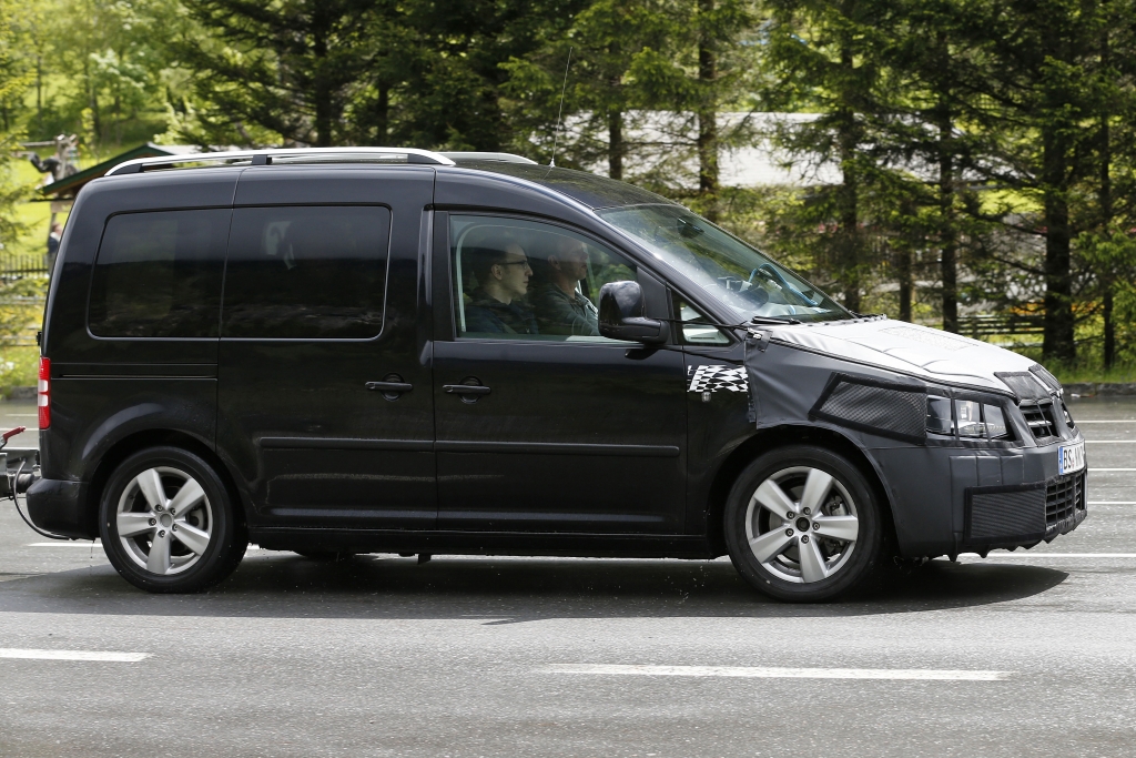 Erwischt: Erlkönig VW Caddy Facelift