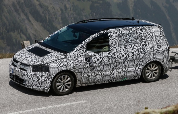 Erwischt: Erlkönig VW Touran II