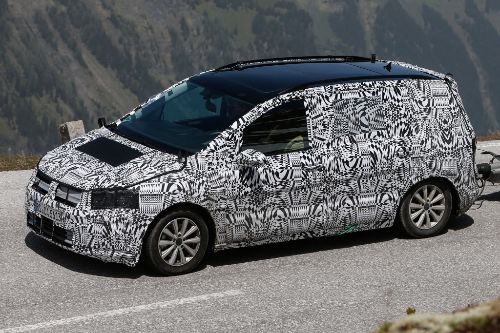 Erwischt: Erlkönig VW Touran II