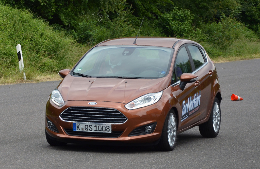 Ford schult junge Autofahrer