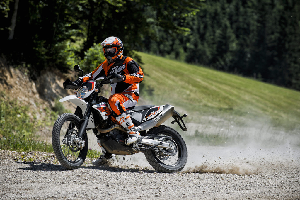 KTM ruft 690 Enduro und SMC zurück