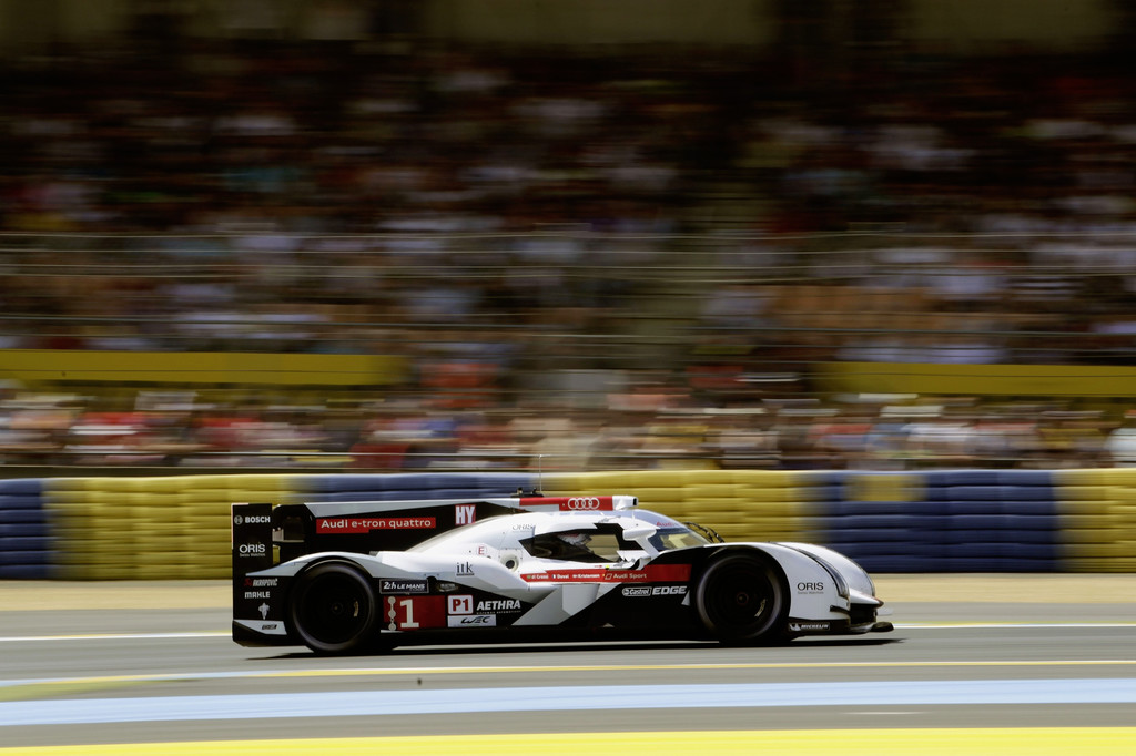Kampf um die Spitze - Le Mans zeigt seine ganze Härte