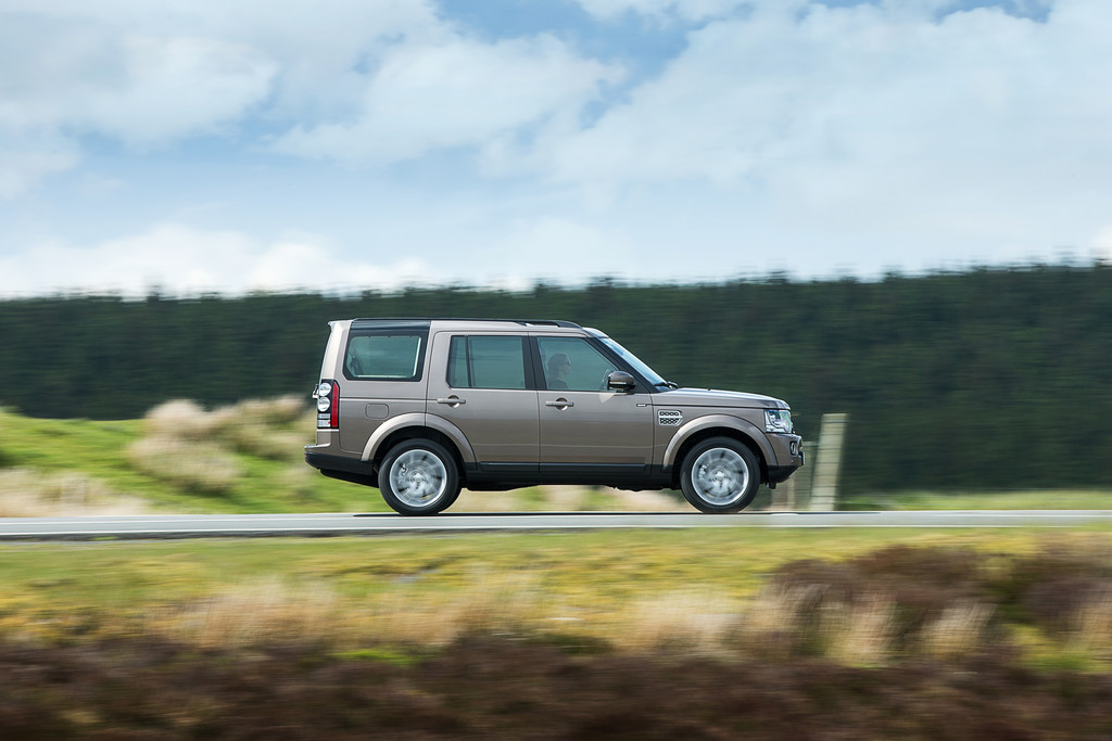 Land Rover Discovery fährt aufgewertet ins Jubiläumsjahr