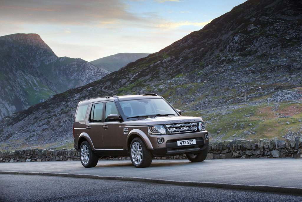 Land Rover Discovery fährt aufgewertet ins Jubiläumsjahr