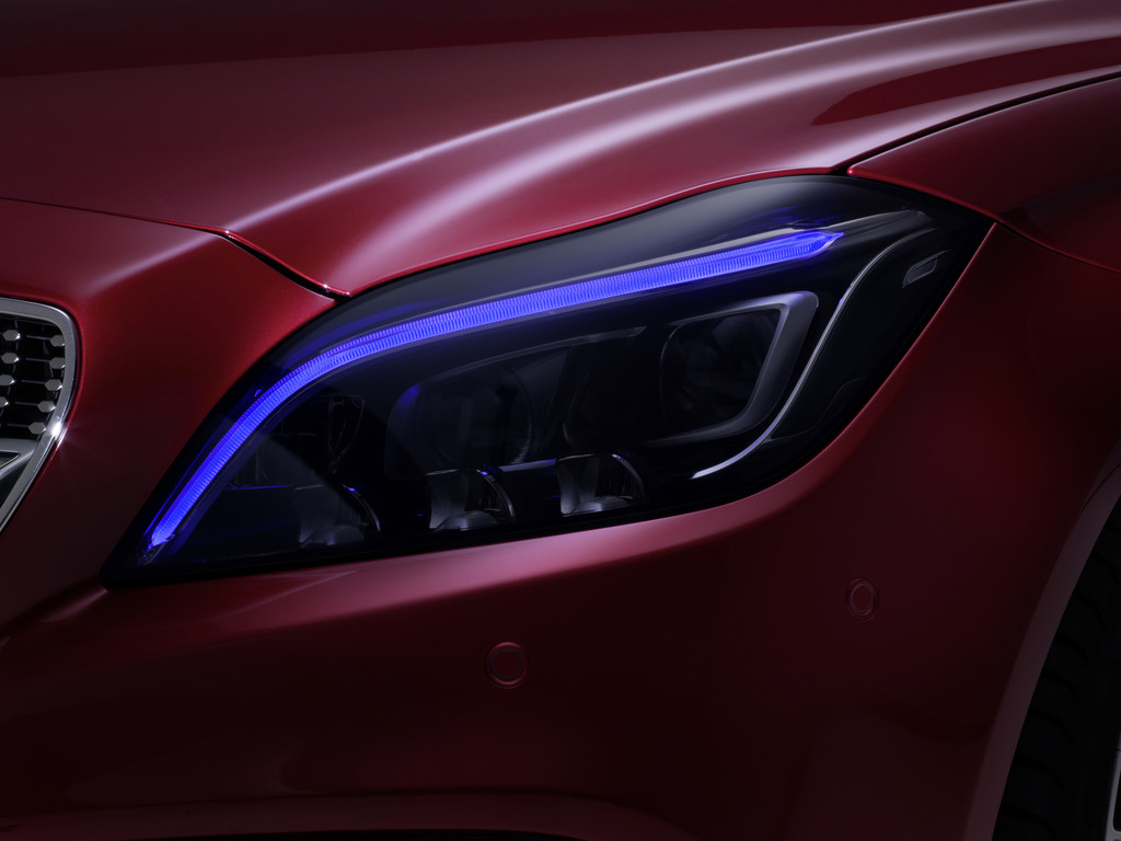 Mercedes-Benz stellt 100-mal pro Sekunde das Licht ein