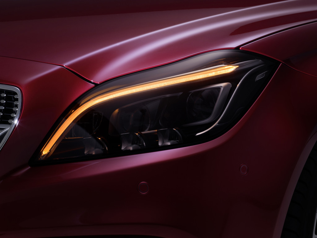 Mercedes-Benz stellt 100-mal pro Sekunde das Licht ein