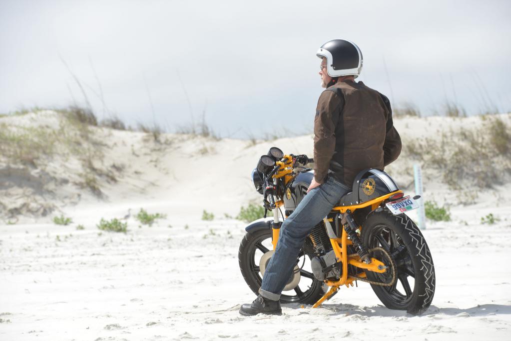 Neuer Hinterreifen für Motorrad-Klassiker