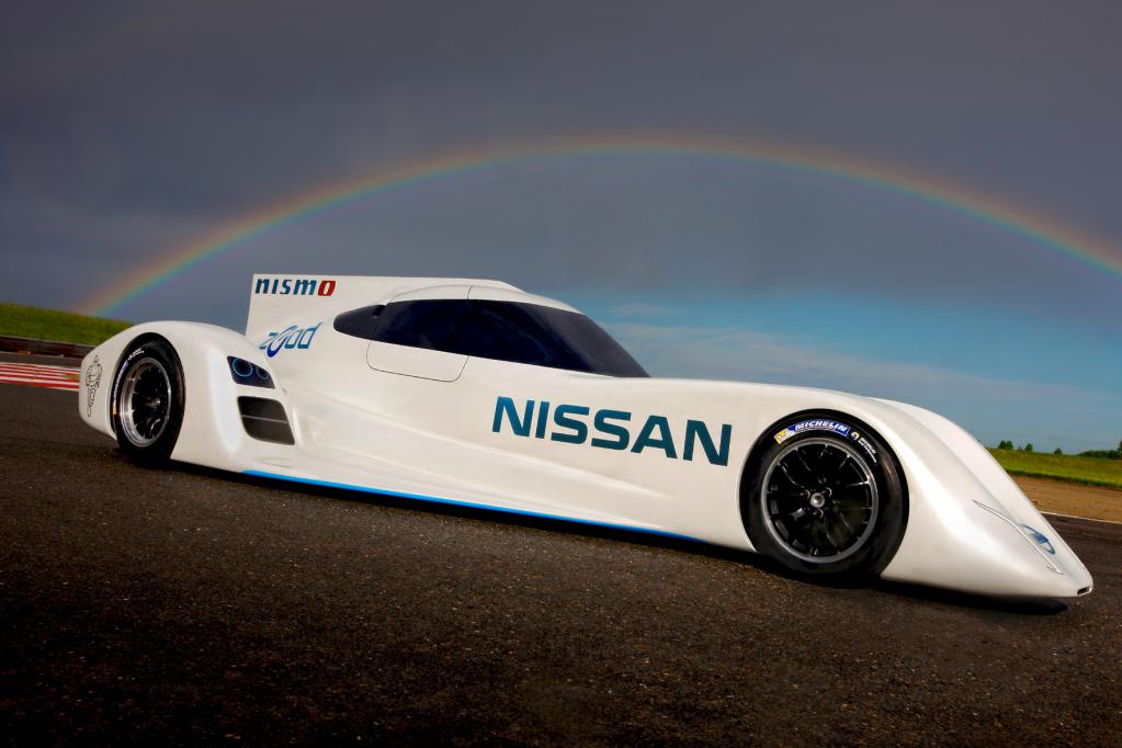 Nissan zündet die Elektro-Rakete