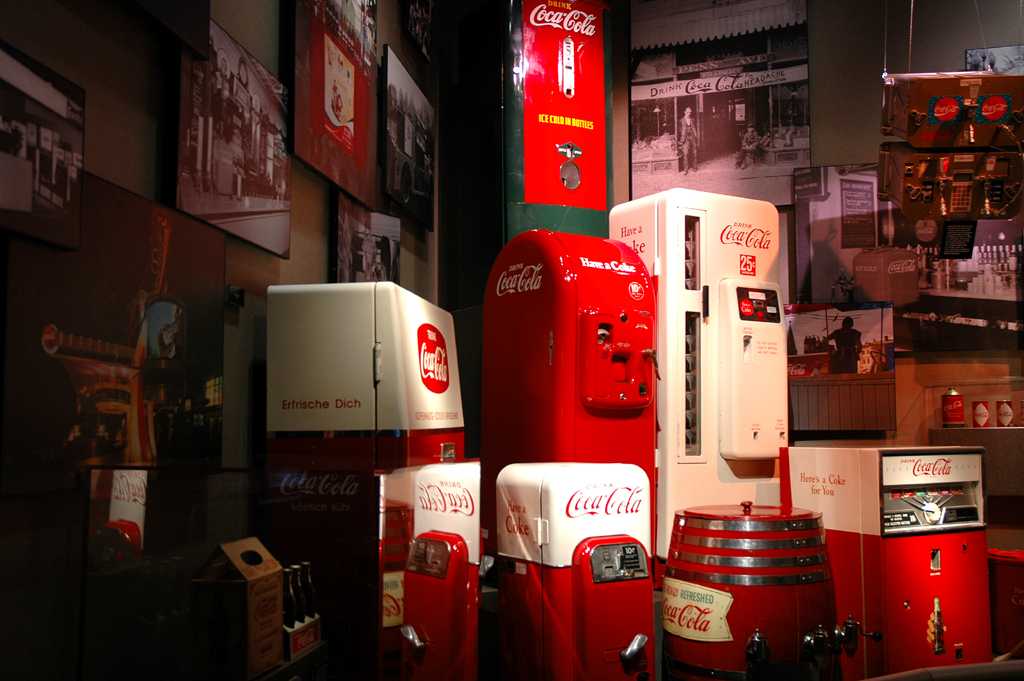 Nostalgie: Coca-Cola-Automaten, ... 