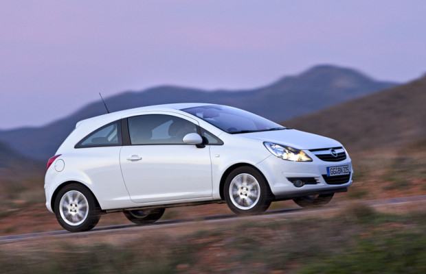 Opel setzt sich zweimal an die Spitze der Zulassungen