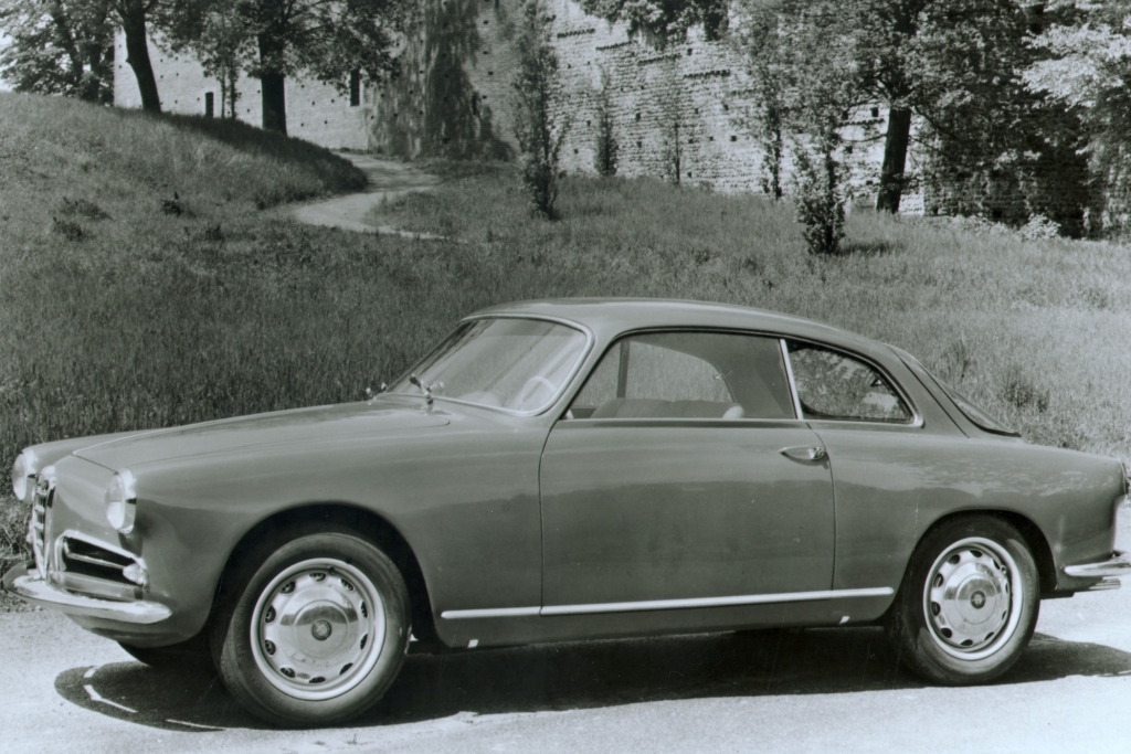 SPOTPRESS: Tradition: 60 Jahre Alfa Romeo Giulietta   - Liebe, Lust und Lottospiel