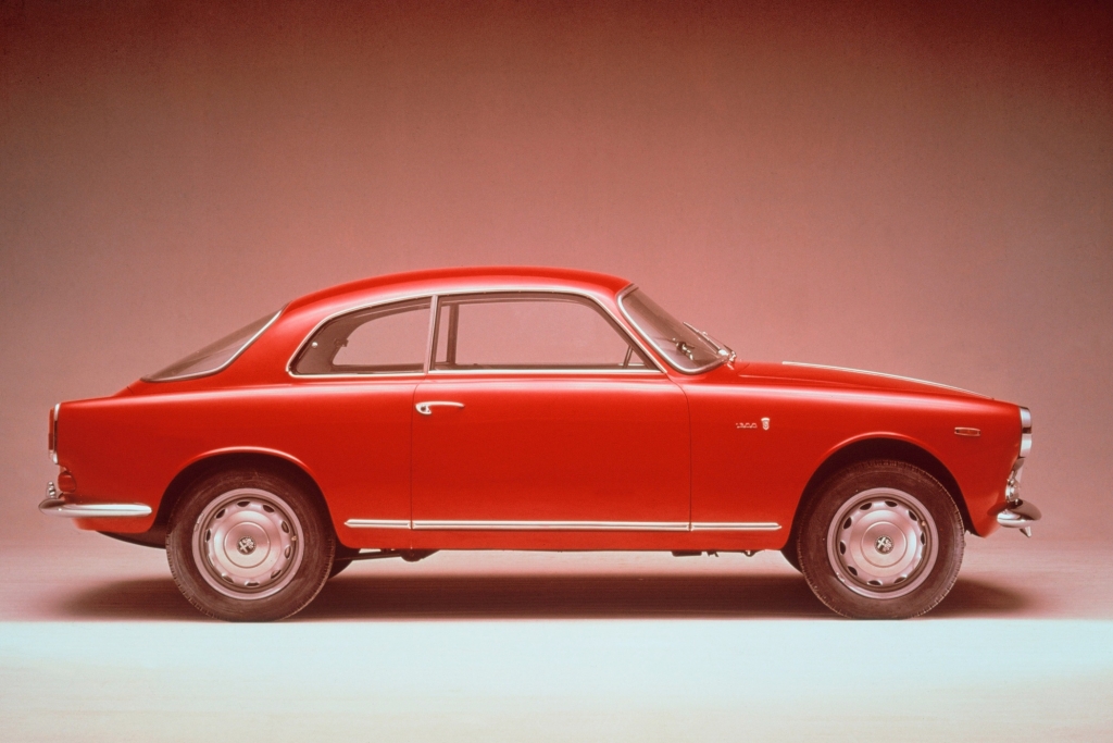SPOTPRESS: Tradition: 60 Jahre Alfa Romeo Giulietta   - Liebe, Lust und Lottospiel