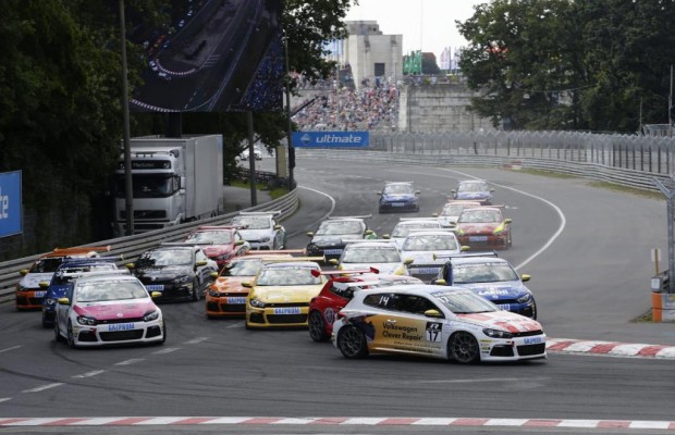 Skisprung-Legende Hannawald im Scirocco-Rennwagen