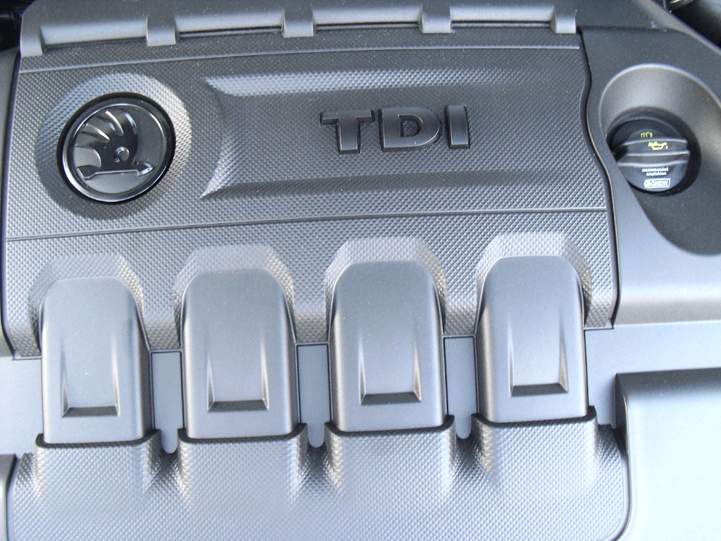 Skoda Octavia: Blick auf den 2,0-Liter-Selbstzünder. 