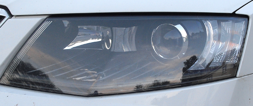 Skoda Octavia: Moderne Leuchteinheit vorn. 