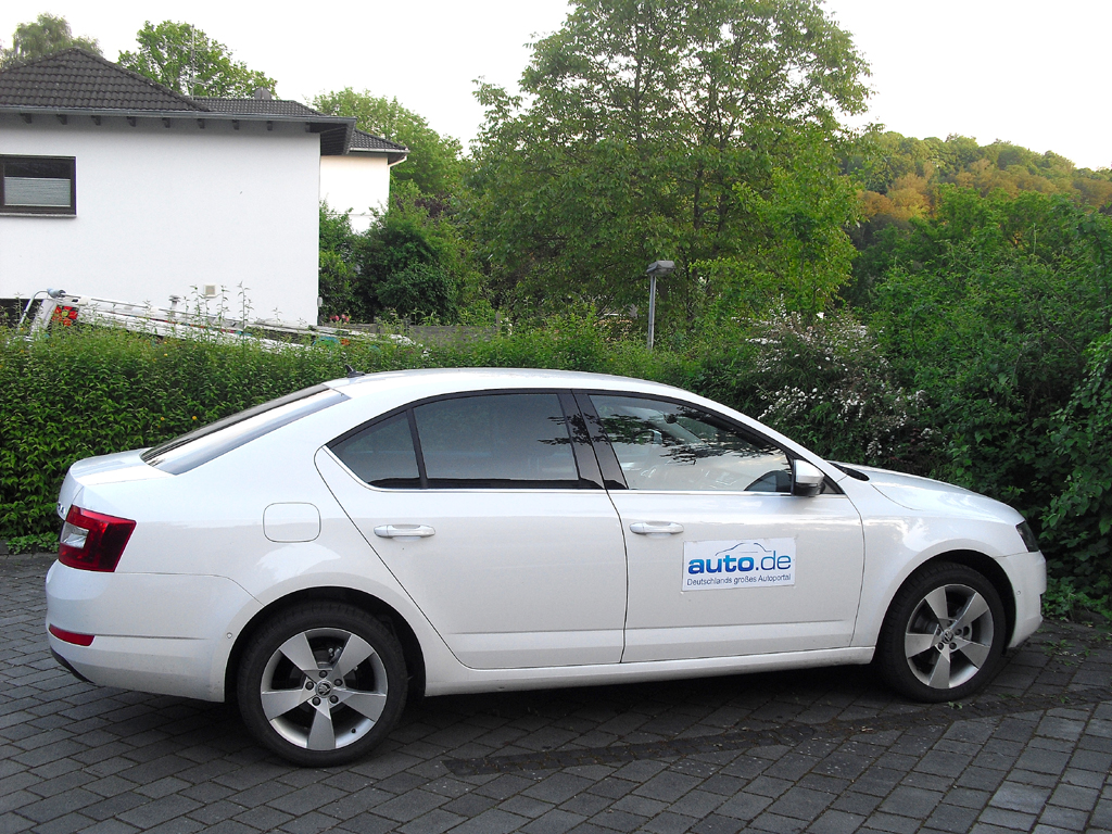 Skoda Octavia: So sieht die Stufenheck-Limousine von der Seite aus. 