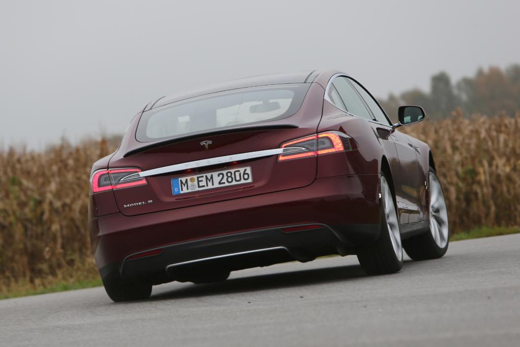 Tesla fährt auf Expansions-Kurs