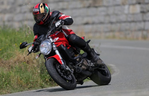 Test Ducati Monster 821 - Bella macchina