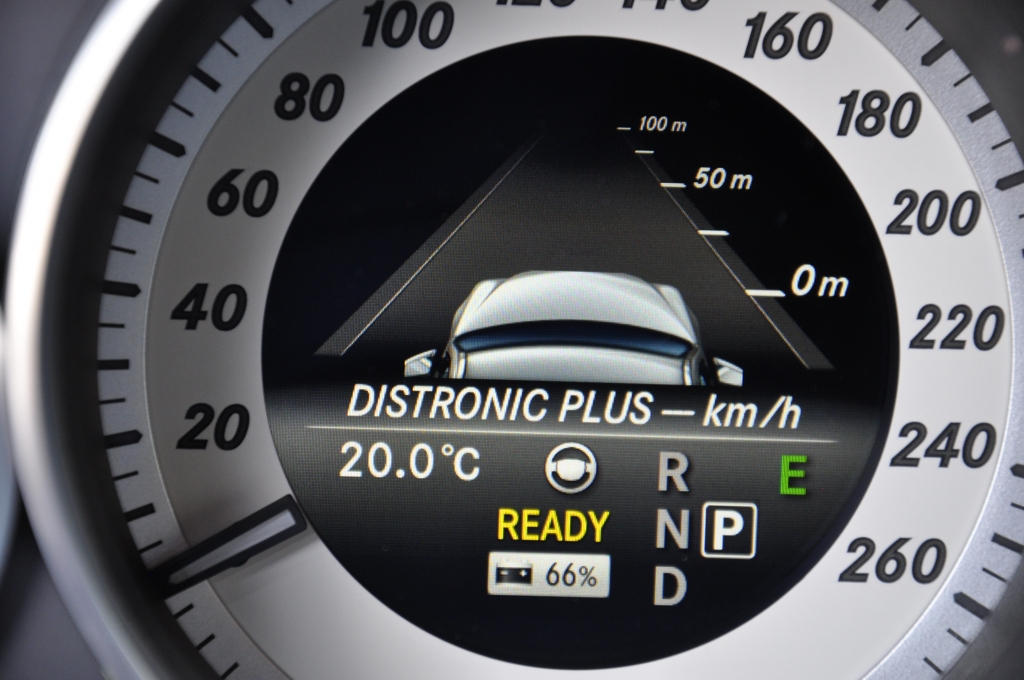 Test Mercedes-Benz E300 Hybrid  T-Modell - Der stille Streber