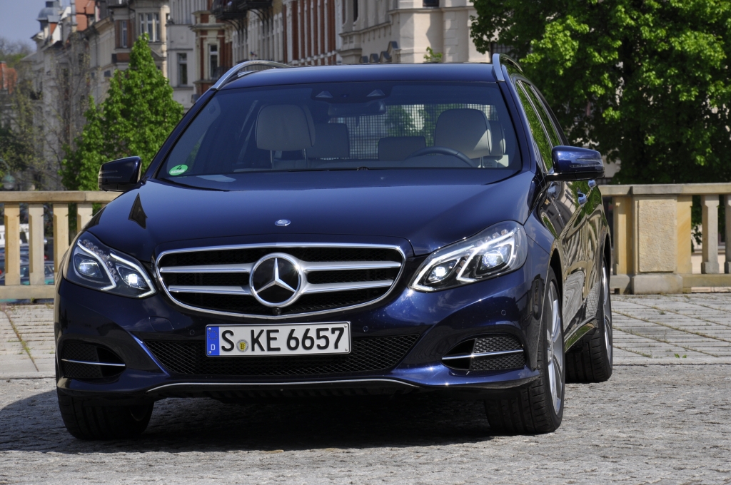 Test Mercedes-Benz E300 Hybrid  T-Modell - Der stille Streber