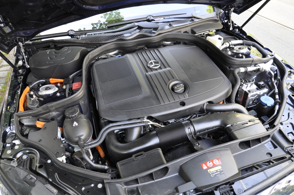 Test Mercedes-Benz E300 Hybrid  T-Modell - Der stille Streber