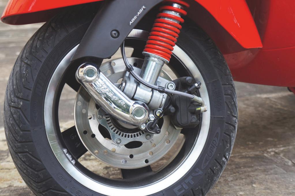 Vespa GTS 300 Super ABS/ASR: Evolution in der Vespa-Welt