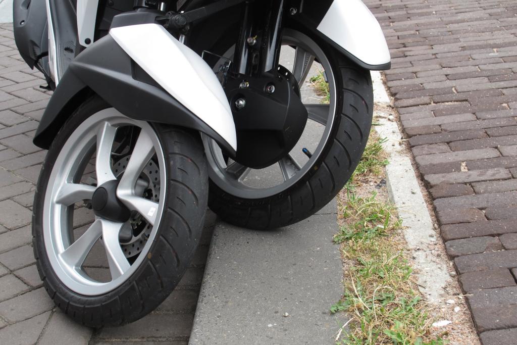  Yamaha Tricity