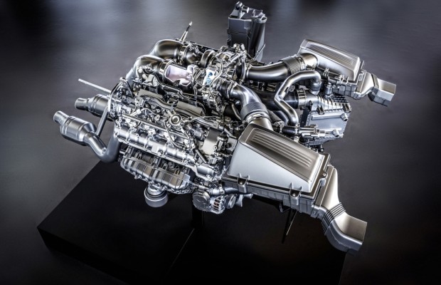 AMG 4,0-Liter-V8 für den GT: Biturbo im heißem Innen-V