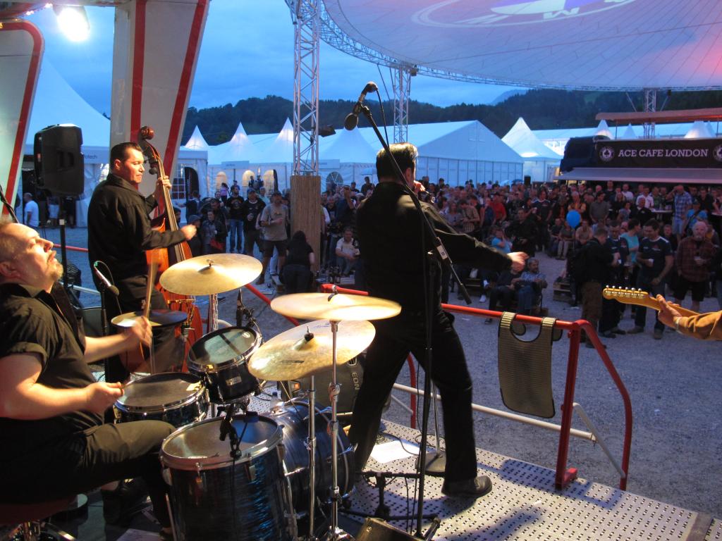 Abends gibt es Musik