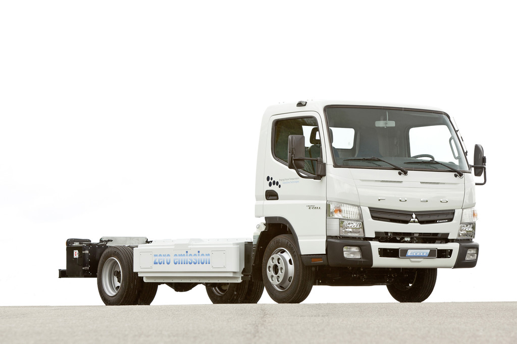 Acht Fuso Canter E-Cell gehen in den Praxistest