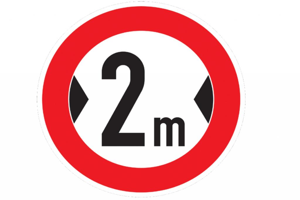 Angezeigt wird die Zwei-Meter-Begrenzung mit einem rot umrandeten Verkehrszeichen. (Verkehrszeichen 264)