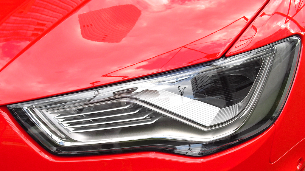 Audi A3 Sportback e-tron: Moderne Leuchteinheit vorn. 