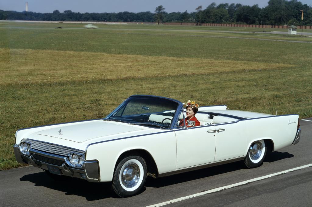 Autos, die Geschichte schrieben -  Von Sarajewo bis Dallas