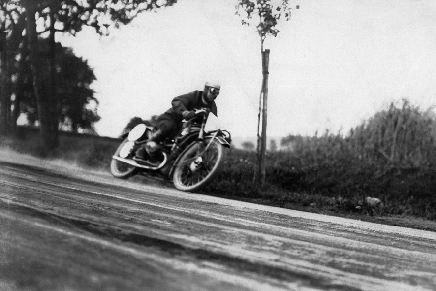 BMW: Zeitreise mit den Motorsport-Legenden