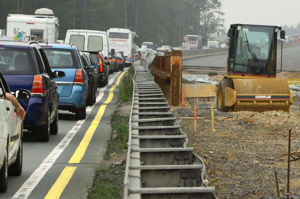 Baustellen auf der Autobahn - Staugarantie zur Ferienzeit
