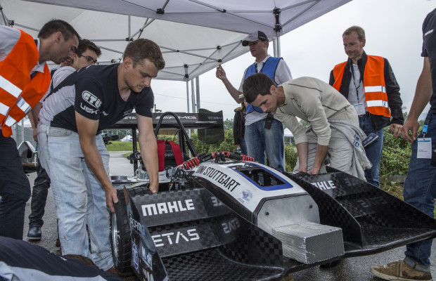 Daimler und AMG unterstützen Studententeams