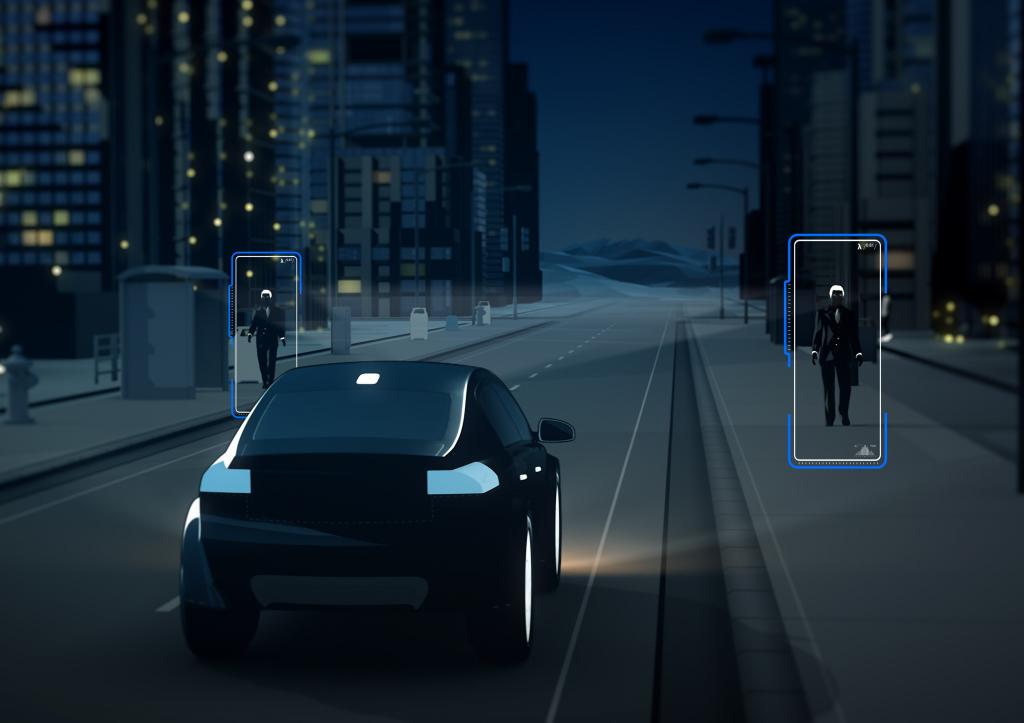 Das bekannte Notbremssystem „City Safety“, das zur Serienausstattung des XC90 gehören wird, erkennt Fahrzeuge, Fahrradfahrer und Fußgänger, die sich vor dem Fahrzeug befinden, dank einer weiter entwickelten Kamera erstmals auch bei Nacht.