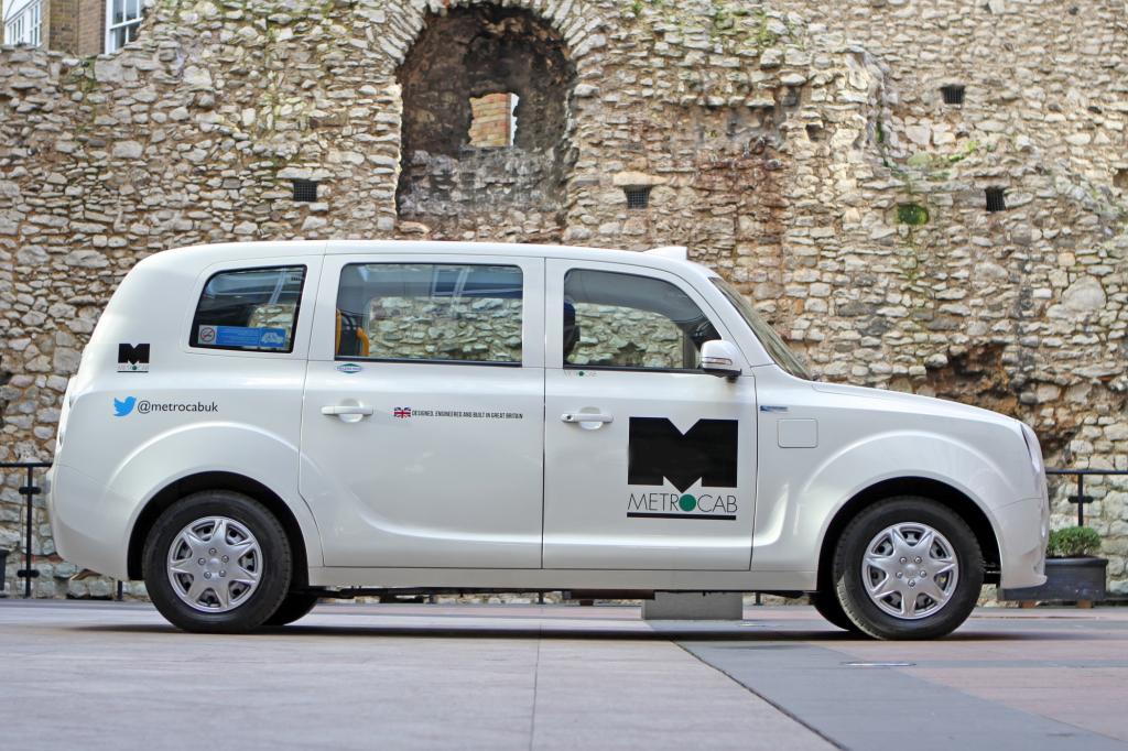Das womöglich vielversprechendste Modell ist das New Metrocab, das der Ingenieur und Unternehmer Kamal Siddiqi lanciert hat. 