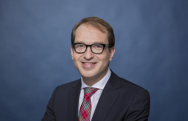 Dobrind: Pkw-Maut schadet Grenzregionen nicht