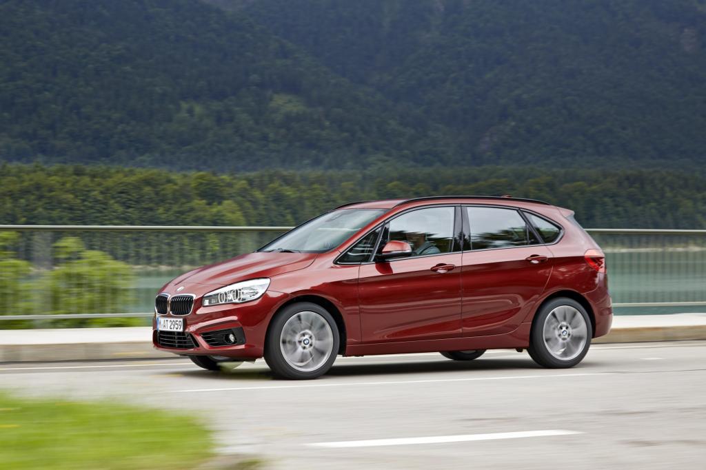 Erste Fahrt im BMW 2er Active Tourer - Eilige Familie
