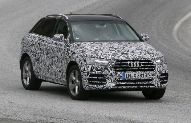 Erwischt: Erlkönig Audi Q3 Facelift trifft Erlkönig BMW X1
