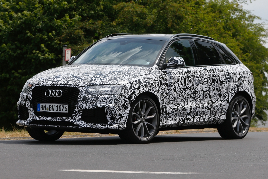 Erwischt: Erlkönig Audi RS Q3 Facelift