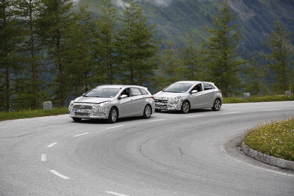 Erwischt: Erlkönig Hyundai i30 Facelift fast ungetarnt