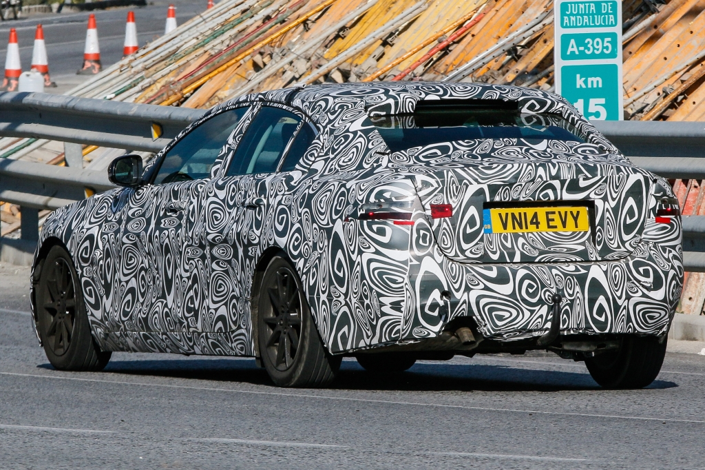Erwischt: Erlkönig Jaguar XE – Angriff auf die Mittelklasse