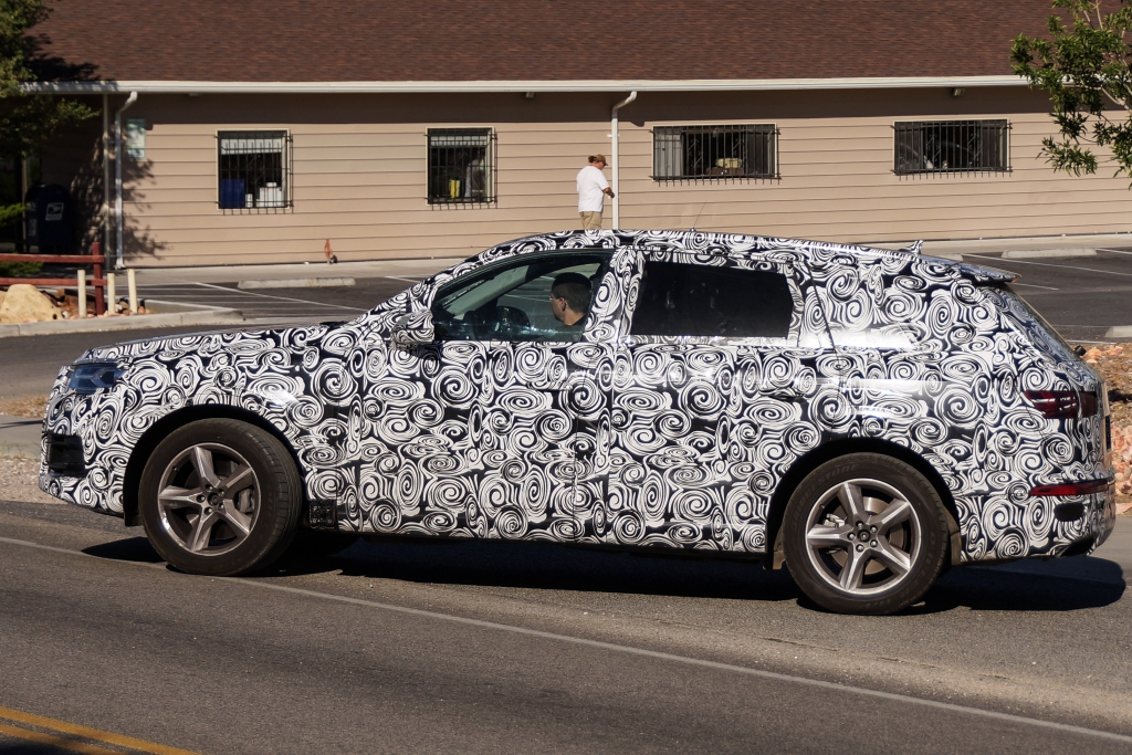 Erwischt: Erlknig Audi Q7  - Des Kaisers neue Kleider