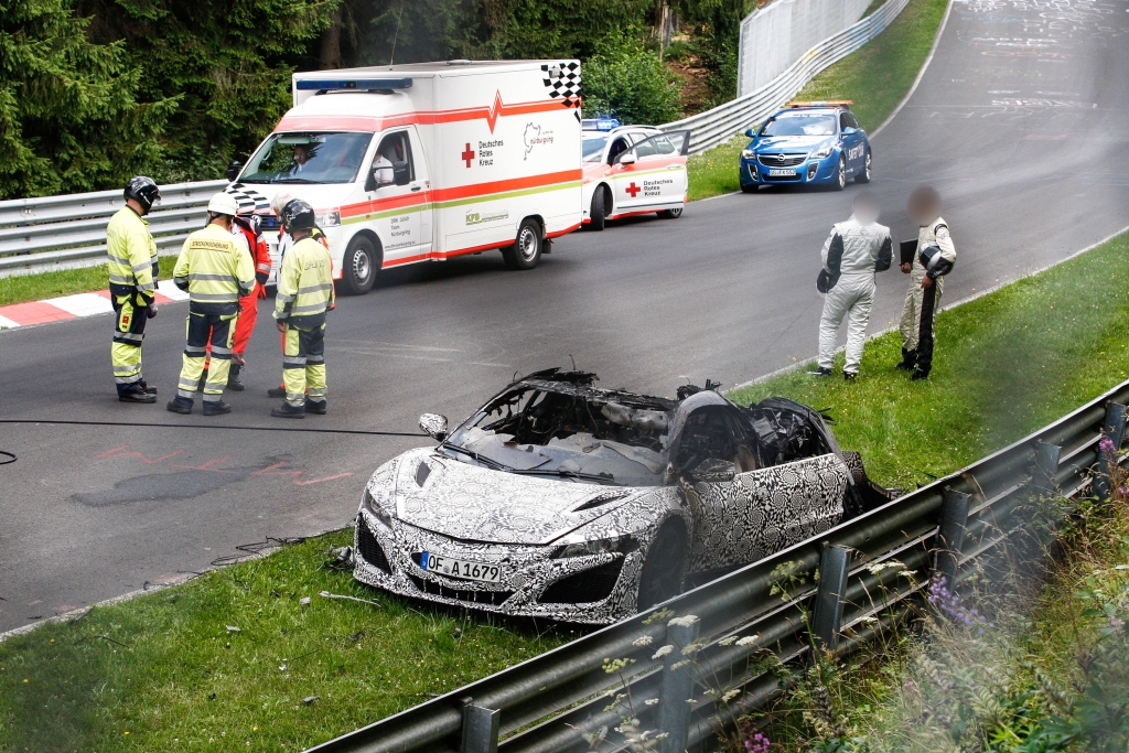 Erwischt: Erlknig Honda/Acura NSX auf dem Nrburgring nicht zu verkennen